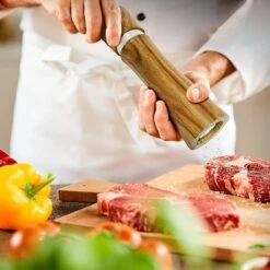 UNBOX Peper En Zoutmolen Set - Pepermolen - Zoutmolen - BBQ Accesoires - Acacia Hout - RVS -Keukenseries Speciaal Winkel 1200x1200 1057