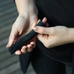 Black + Blum Binchotan Active Charcoal For Eau Good Water Bottles 4-pack -Keukenseries Speciaal Winkel 1200x1200 373