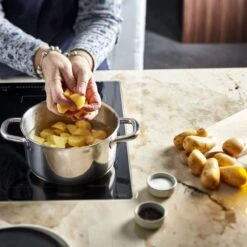 Demeyere Classico 3 Kookpan – Met Deksel – Inductie – RVS – 20 Cm – 3L -Keukenseries Speciaal Winkel 1200x1200 623