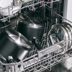 BK Flow Cool Black Glas Kookpannenset - 4-delig - Zwart - Glazen Deksel - Veilig Afgietsysteem - Inductie 13 BK Flow Cool Black Glas Kookpannenset - 4-delig - Zwart - Glazen Deksel - Veilig Afgietsysteem - Inductie -Keukenseries Speciaal Winkel 1200x1200 761