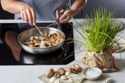 Demeyere Essential 5 RVS Koekenpan – Koekenpan Inductie - 24 Cm – PTFE-vrij -Keukenseries Speciaal Winkel 1200x800 140