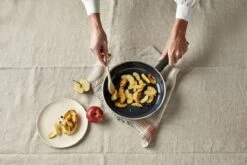 Demeyere Alu Cosi 3 Koekenpan - Ceraforce - 30 Cm - PTFE-vrij -Keukenseries Speciaal Winkel 1200x800 142