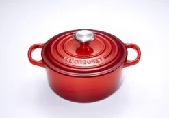 Le Creuset Signature Braadpan - 4,2 L - 24 Cm - Kersenrood -Keukenseries Speciaal Winkel 1200x839