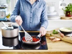 GreenPan Cambridge Hapjespan Met Deksel 28cm - Brons - Inductie - PFAS-vrij -Keukenseries Speciaal Winkel 1200x899 23