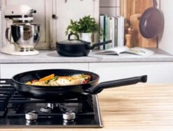 BK Easy Induction Ceramic Koekenpan - Ø28 Cm - PFAS-vrij -Keukenseries Speciaal Winkel 1200x907 6