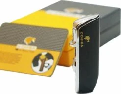 Cohiba® Sigarenaansteker - Sigarenboor - Sigaren - Sigaar - Cohiba Aansteker - Sigarenboor - Sigaren Accessoires - Sigarenknipper - Sigaar Aansteker - Cohiba - Incl. Luxe Geschenkdoos - Zwart -Keukenseries Speciaal Winkel 1200x937 3