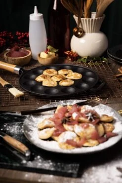 Blackwell Poffertjespan - Met Houten Steel - Gietijzer - ø 24 Cm -Keukenseries Speciaal Winkel 799x1200 7